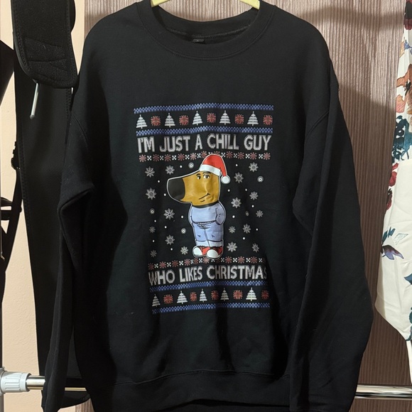 Gildan Other - Gildan Black Crewneck Sweater with Christmas Dog Design